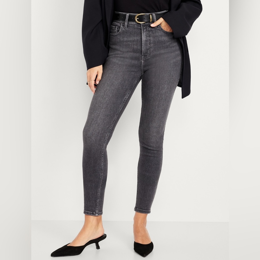 Extra high waisted skinny jeans 👖